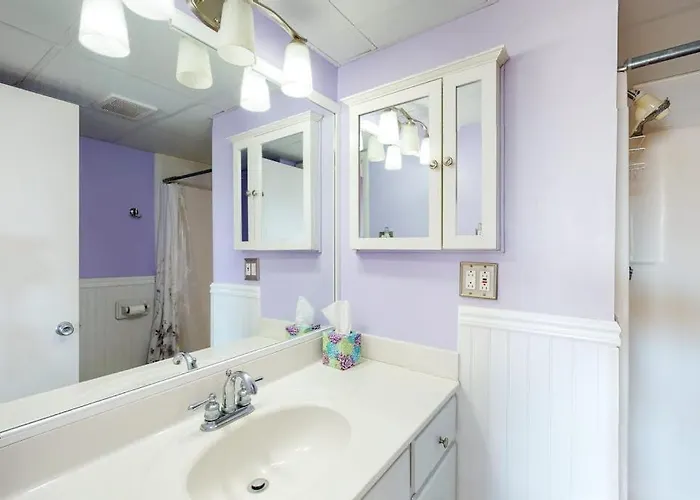 Incredible & Well-equipped With Pools Gym Sauna & Game Ocean City