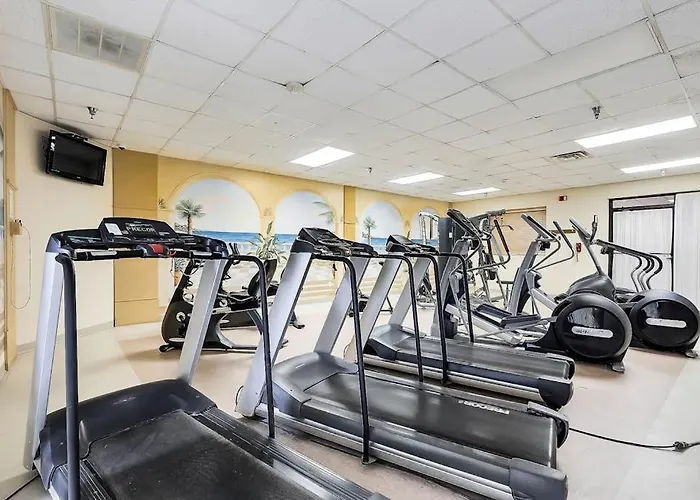 Incredible & Well-equipped With Pools Gym Sauna & Game *