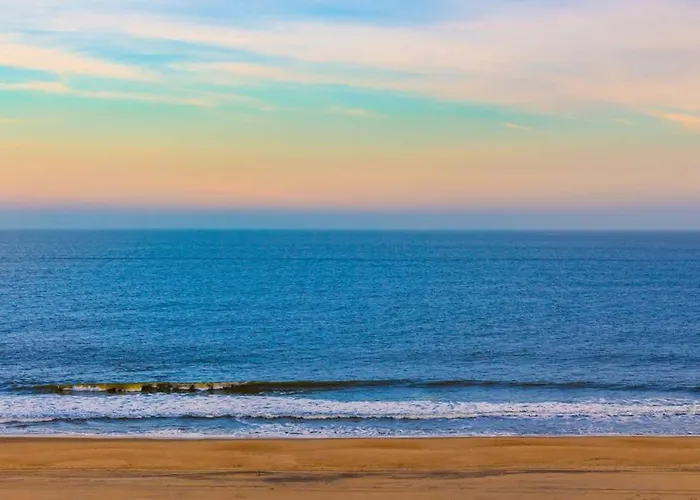 Incredible & Well-equipped With Pools Gym Sauna & Game * Ocean City